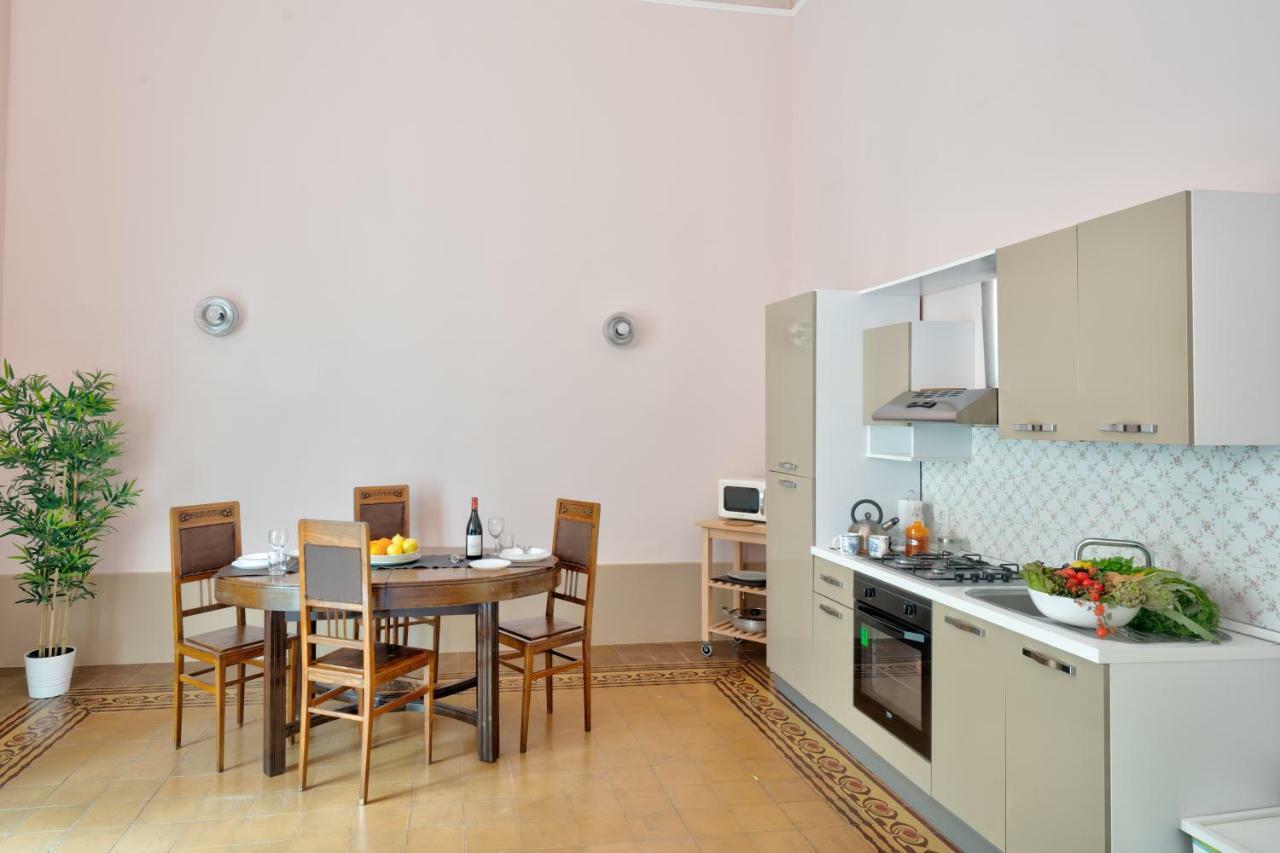Апартаменти Lettera Living Катанія Екстер'єр фото